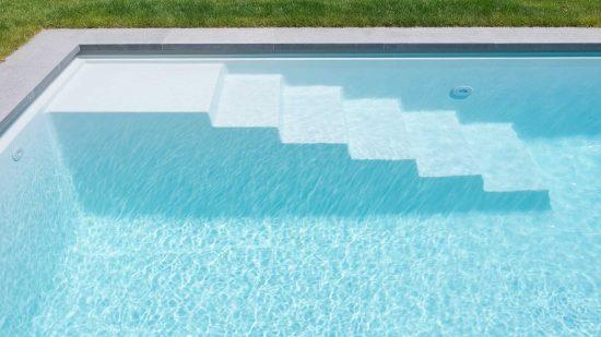Pooltreppe von ZK